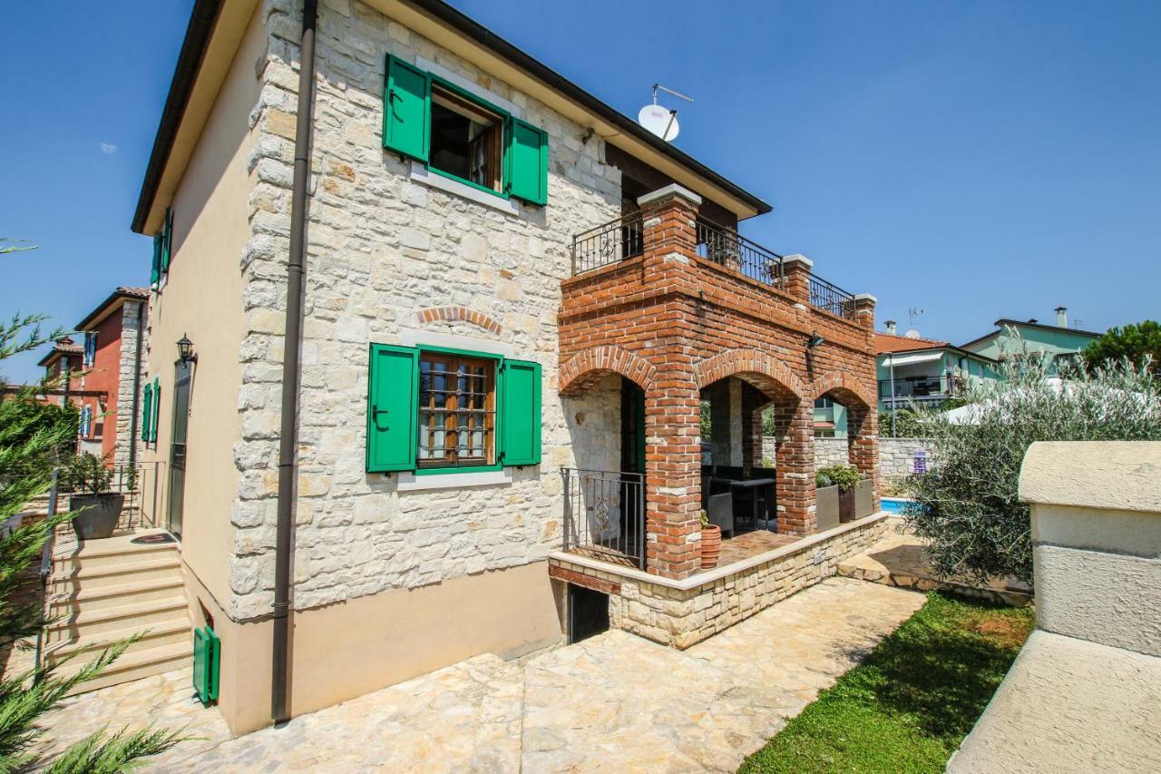Villa Istriana Jakob With Pool Tar-Vabriga Exteriör bild